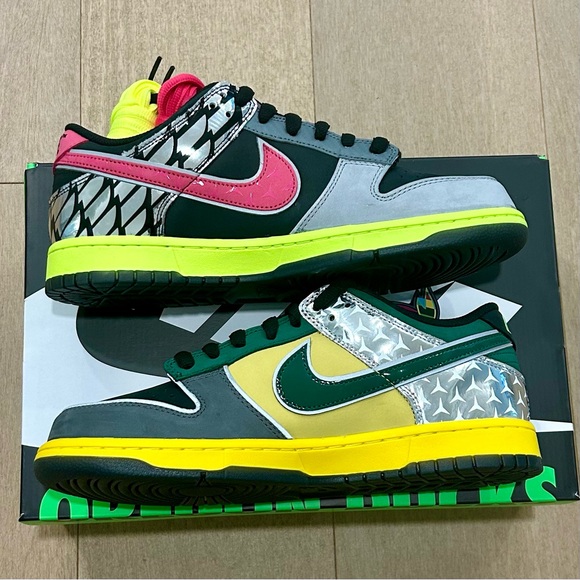 SOLD - Nike Dunk PE Low What the Duck - University of Oregon Home - Picture 2 of 9